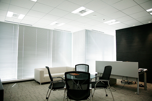 代表取締役社長笠原健治さんのオフィス