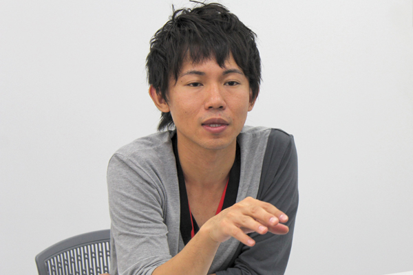 「FlashやHTML 5に詳しい人が必要なのではなく、視覚的に何を伝えてどういった印象にしたいかを捉えられて具現化できる人がソーシャルゲーム業界に必要だと思っています」(今泉氏)