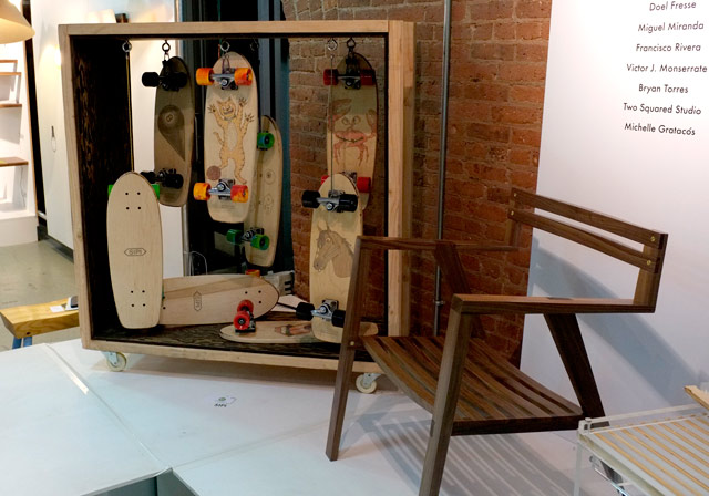 「プエルトリコのデザイン」コーナー。木製のスケボーラックは愛好者の多いアメリカの市場を意識?