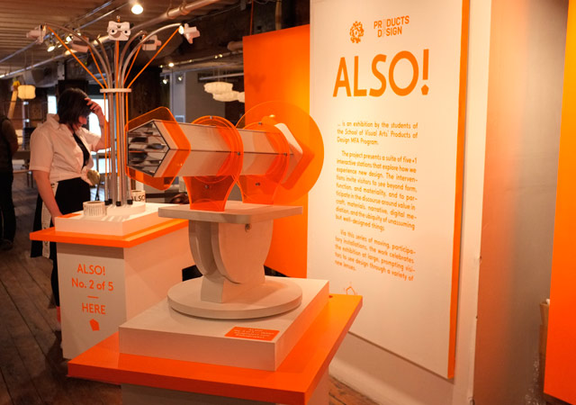 万華鏡を使ったインスタレーション「WARP」。スマートフォンで写真を撮るという消費的行動に、新たな視点をもたらすという