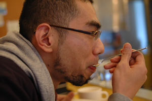 食事中の写真はちょっと恥ずかしいですね