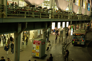 金曜夜の渋谷の風景
