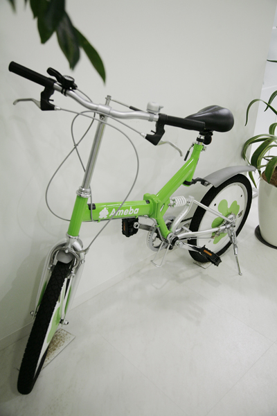 Amebaカラーでいっぱいのエントランス。サイバーエージェントのメディア事業の中核を担うのが、このAmebaであるのはご存知の通り