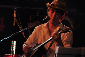 0004-88E48FE3835E83J83V