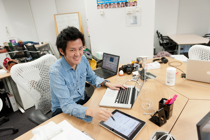 堀江さんのデスク