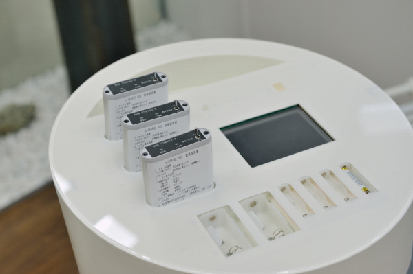 乾電池などにわずかに残されてしまう電力をひとまとめにして利用できる「微少電力回収システム」