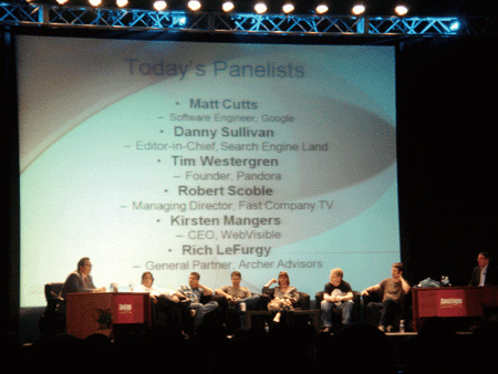 【2】2日目の公開討論会「IT業界の巨人たち」では、テレビCMを担当するマーケティング部門には押しの強い人が多いので、議論になると、地味キャラのSEM担当者は分が悪い、といったおちゃめな意見も出て、会場の笑いを誘っていた