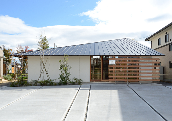 「ぬくもり工房」本店の外観