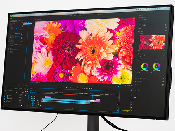 Adobe Premiere Pro CCの作業画面。表示できる情報量が多いため、ビデオクリップのディテールなども確認しやすい