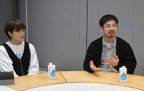 今回、インタビューに答えてくれた米山さん（写真左）と稲垣さん（写真右）