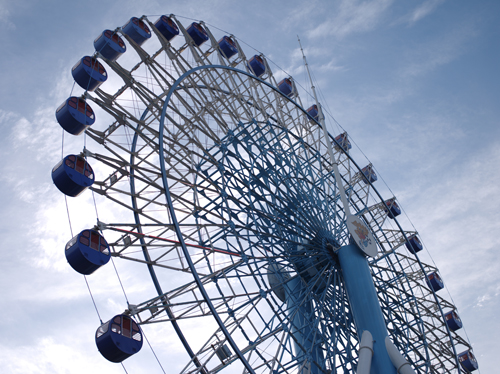 絞り優先AE（F4、1/400秒）、ISO100、ホワイトバランスオートで撮影