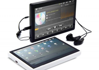 マウス、Android搭載の5型タッチディスプレイ マルチメディアプレーヤー