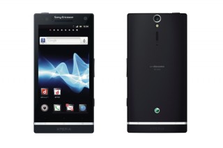 ドコモ、Xperiaの新モデル「Xperia NX SO-02D」「Xperia acro HD SO-03D」を発表