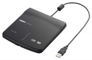 つなぐだけで使用できる外付型DVD-ROMユニット