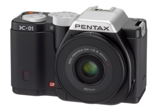 ペンタックス、マーク・ニューソンがデザインしたレンズ交換式デジタル一眼カメラ「PENTAX K-01」