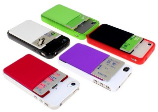 エバーグリーン、スマホに貼り付けてICカードを収納できるポケットを発売