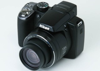 COOLPIX P80