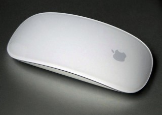 スタイリッシュなMagic Mouse