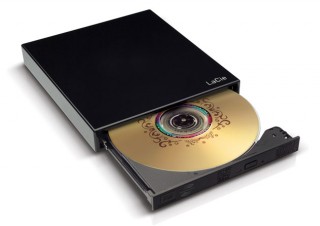 Sam HechtデザインのポータブルDVD±RWドライブ