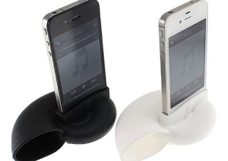 エバーグリーン、iPhone4S/4用の蝸牛風パッシブスピーカースタンドを発売