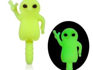 Cut＆Paste、発光する「Alian Ear Cap」など宇宙人型アクセサリーを発売