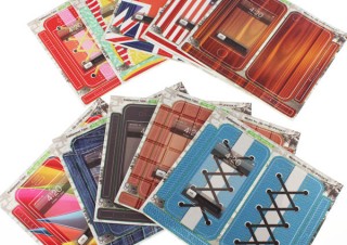 エバーグリーン、木目やデニム柄などiPhone4S専用ステッカー10種を発売