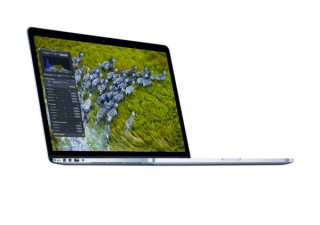 Apple、2880×1800表示対応のRetinaディスプレイを搭載したMacBook Proを発売
