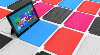 米Microsoft、タブレット端末「Surface」を発表