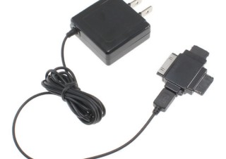 エバーグリーン、マルチ変換コネクタで各種端末に対応する充電器を発売