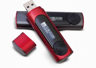 マウス、USBメモリ型の音楽プレイヤー「Lyumo M11」16GBモデルを発売