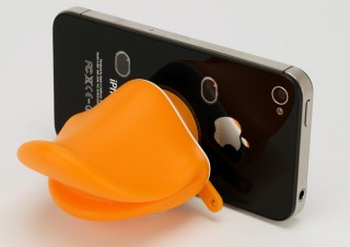 スペック、アヒルの口の形をしたスマホ用スタンド「iDuck Stand」を発売