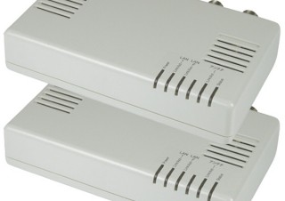 TVアンテナ線でネットワークを構築するアダプタ