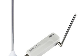 ワンセグ放送とデジタルラジオのダブル機能搭載パソコン用チューナー