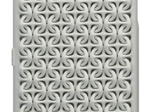 思わず触りたくなる、独創的な鎖帷子デザインの3D造形iPhone5ケース