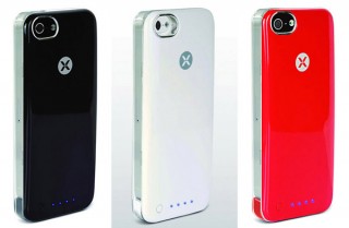 ラナ、バッテリーを内蔵したiPhone5専用ケース