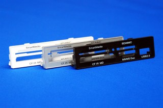 3色ベゼル付内蔵型カードリーダー