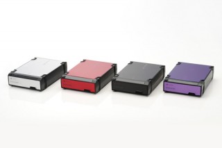 ロジテックINA、内蔵用SATAディスクを前面で着脱できるHDDケースを発売