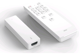 KDDI、テレビでAndroidアプリを利用できる小型STB「Smart TV Stick」を発表