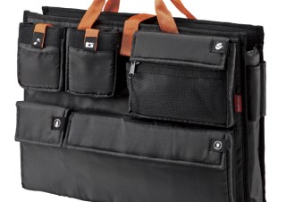 15.4型ワイドノートパソコンが入る多ポケットインナーケース