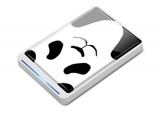 バッファロー、「デザインセレクションHDD」の第2弾は8種類-パンダや花柄など