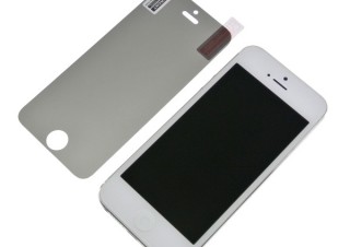 エバーグリーン、四方からの覗き見を防ぐiPhone5用の液晶保護フィルムを発売