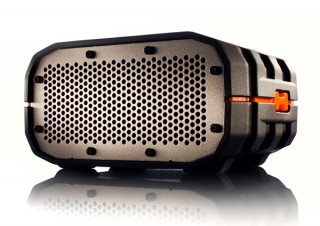 モダニティ、アウトドア仕様のBluetoothスピーカー「BRAVEN BRV-1」