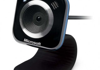 30万画素センサー搭載Webカメラとネックバンド型ヘッドセット