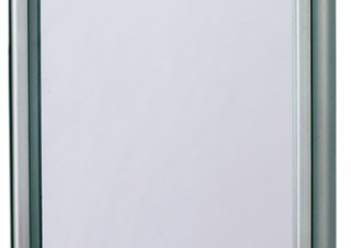 メタリックカラーのiPhone 3G用ケース