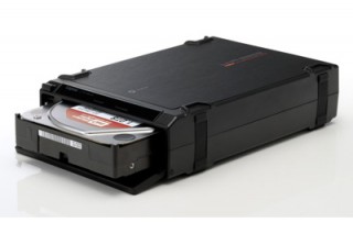 ロジテック、USB3.0とWi-Fi接続に対応したHDDリーダー/ライターユニットを発売
