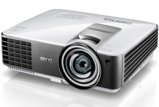 ベンキュー、たった1mで2046×1279mmの大画面を投写する短焦点プロジェクター