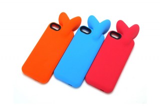 スペック、スピーカー音を増幅させられる構造のiPhone5用ケースを発売