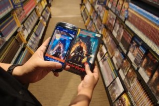 TSUTAYA、スマホでジャケット画像を写すと作品情報を見られる「ジャケ写！」提供開始