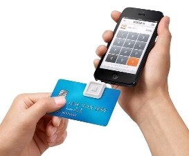 スマホをPOSレジ化してクレカ決済が可能になる「Squareリーダー」をローソンで販売