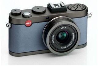 ライカカメラ、コブクロとのコラボによる「ライカX2」特別限定モデルを発売